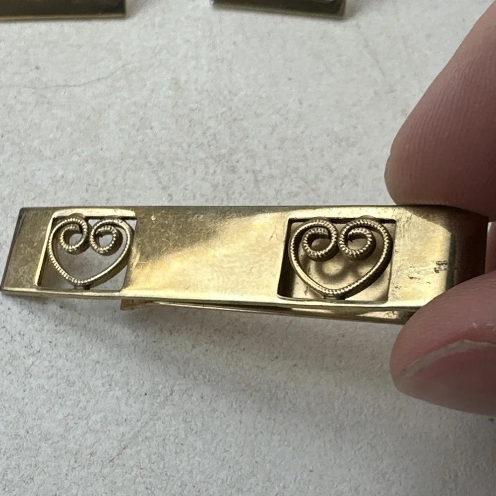 Vintage Gold Tone Heart Cufflinks & Tie Clip Set Unmarked